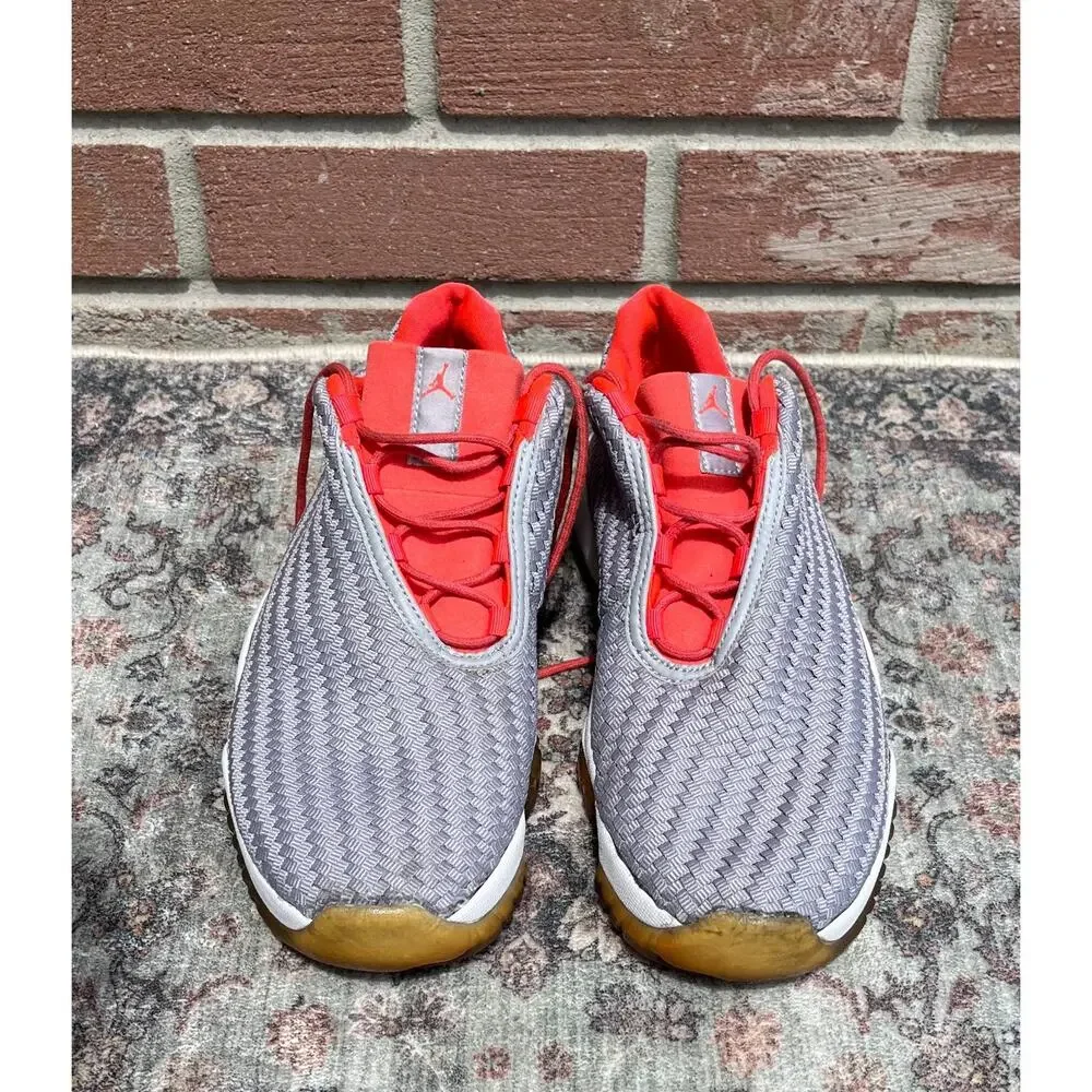 Air Jordan Future Low Wolf Grey Infrared 23 / Men's 8 / White Gum 718948-023